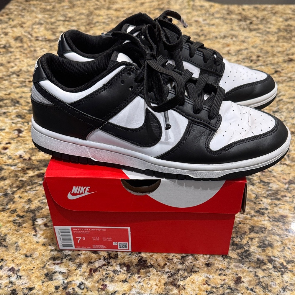 Nike Dunk Low